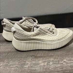 Stylish Cream Platform Sneakers